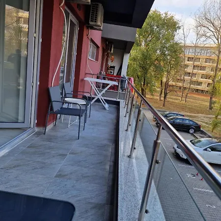 Apartment Yza Corallia