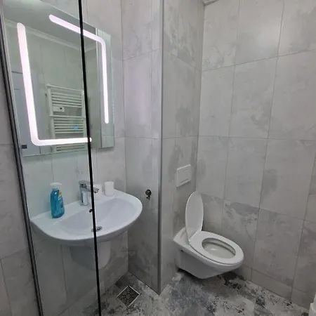 Yza Corallia Apartment *