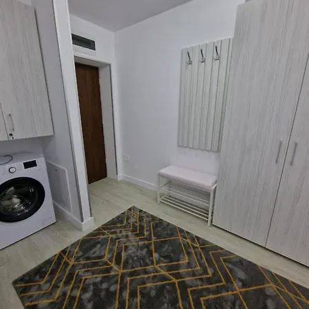 Yza Corallia Apartment